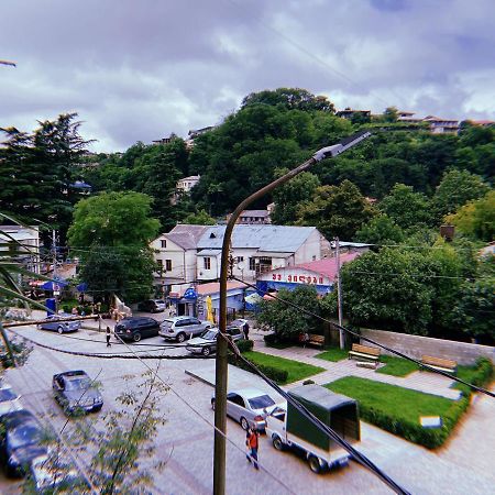 Apartment In Kutaisi Varlamishvili Экстерьер фото