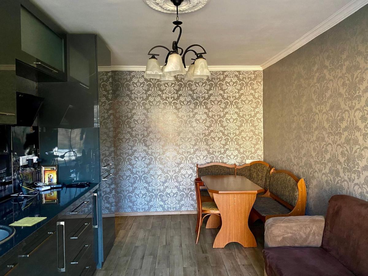 Apartment In Kutaisi Varlamishvili Экстерьер фото